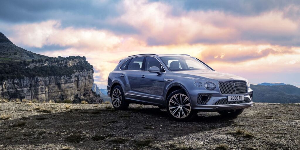 2021 Bentley Bentayga ottiene grande stile e aggiornamento dei contenuti