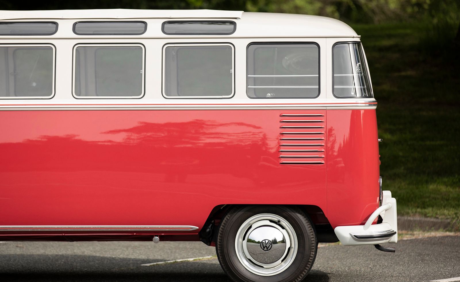 1962 Volkswagen Samba 23-Window Bus 1962 volkswagen samba 23 window bus