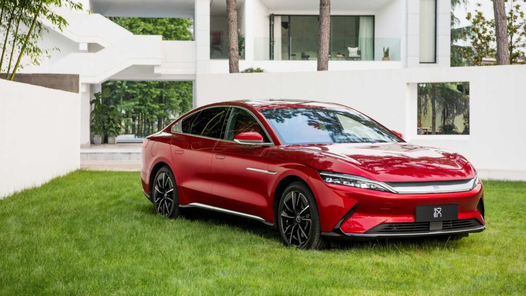 BYD Han è ufficialmente in vendita in Cina