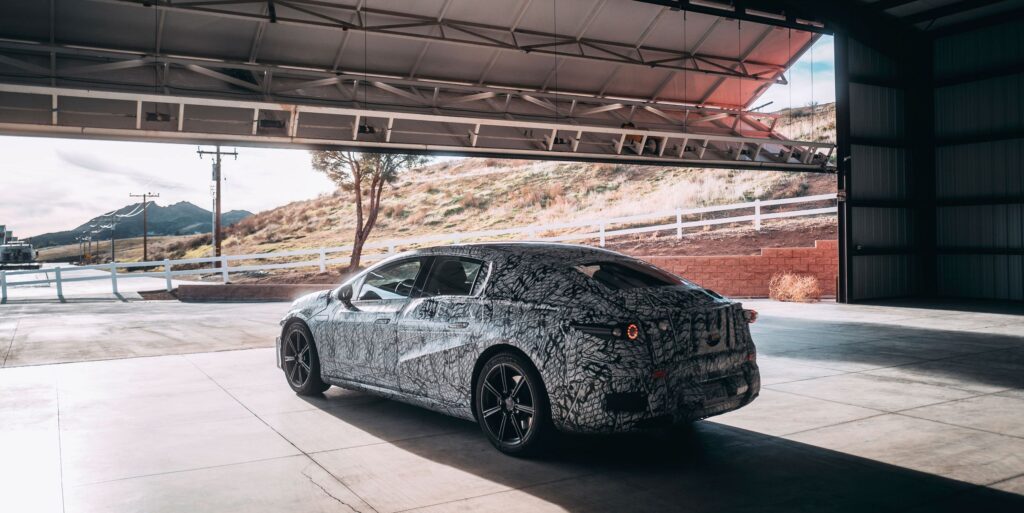 Mercedes punta sulla gamma Tesla-Rivaling per l'imminente ammiraglia EQS EV