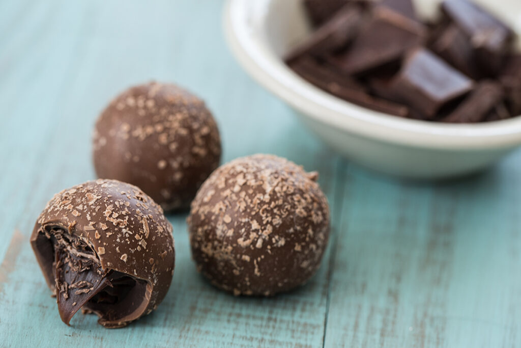 Raggiungere il cioccolato durante la quarantena? Abbiamo testato questi marchi di cioccolato che dovresti riporre nella tua dispensa