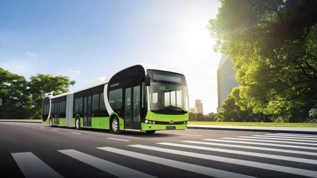 BYD entra nel mercato degli autobus elettrici finiti a partire da oltre 100 autobus