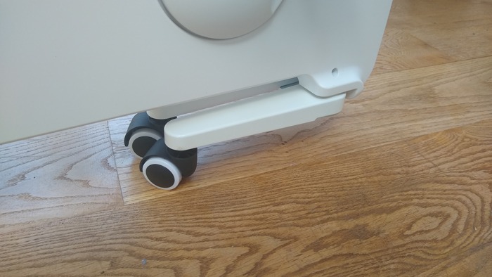 Flexispot Desk Bike Review: esercizio senza fronzoli durante il lavoro