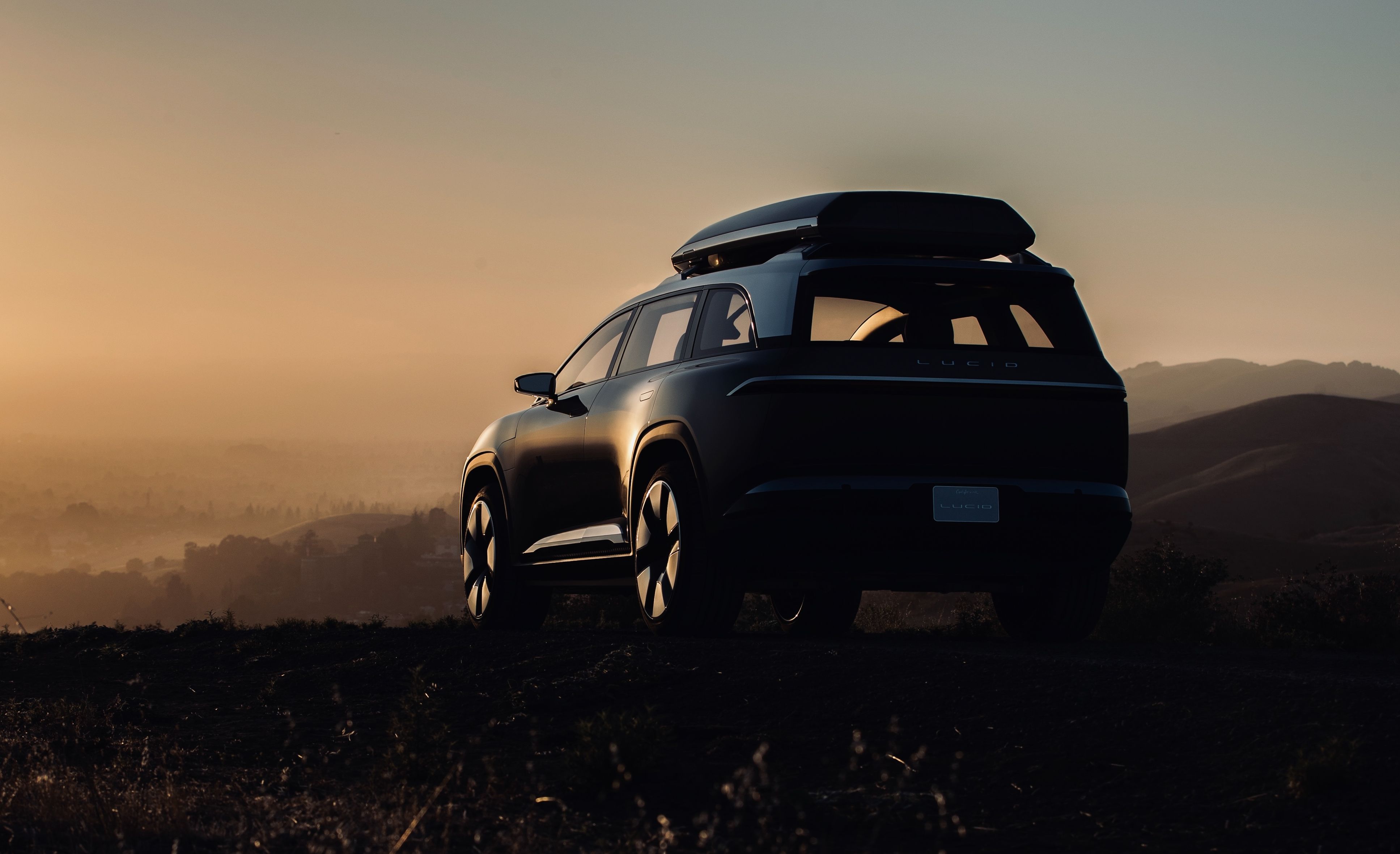 lucid gravity