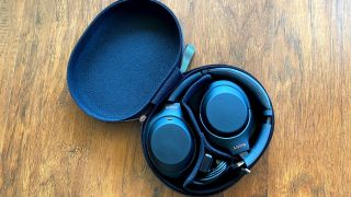 Recensione Sony WH-1000XM4