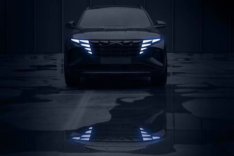 Ulteriori dettagli sul design Hyundai Tucson del 2022 sono visibili nelle foto teaser