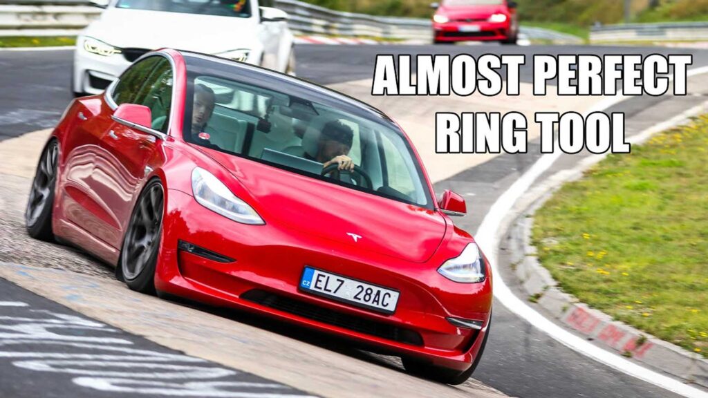 Vai per un veloce POV Drive in una Tesla Model 3 modificata sul Nurburgring