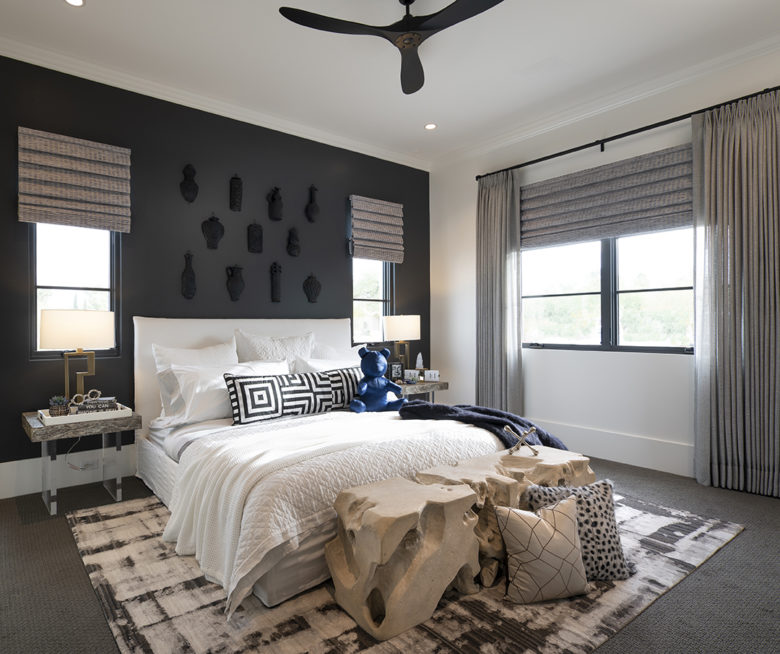Camera da letto ICONIC HAUS Winter 2020 di Interior Essentials