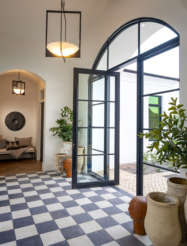 HAUS ICONICO Ingresso principale della zona giorno dell'inverno 2020
